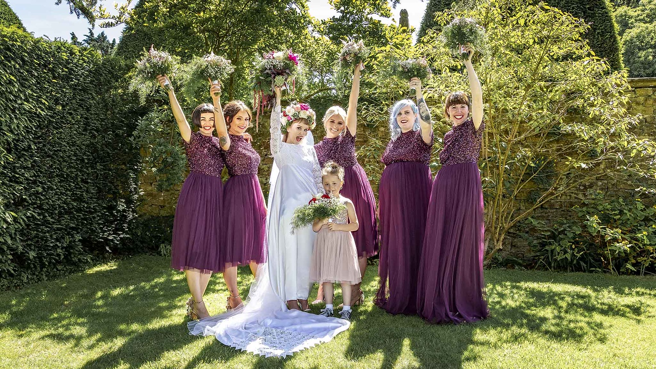 bride-and-bridesmaids